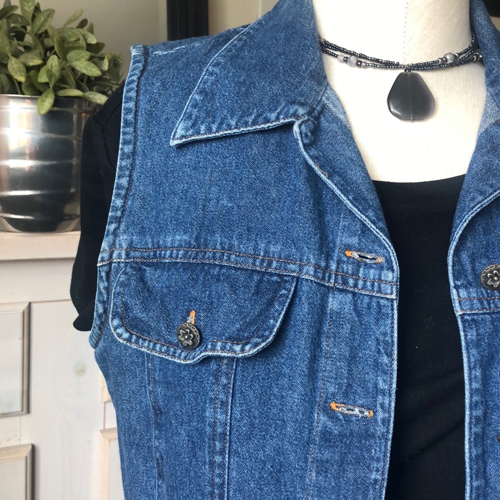 Sleeveless jean vest